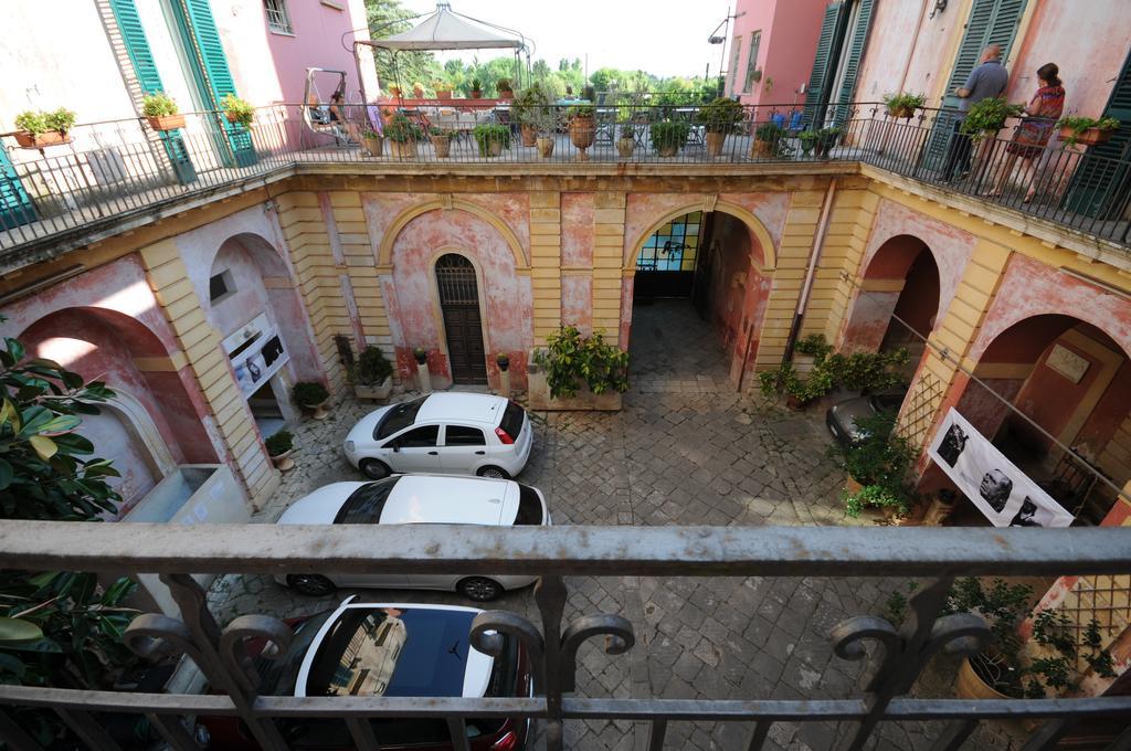 Palazzo Leuzzi B&B Galatone Extérieur photo