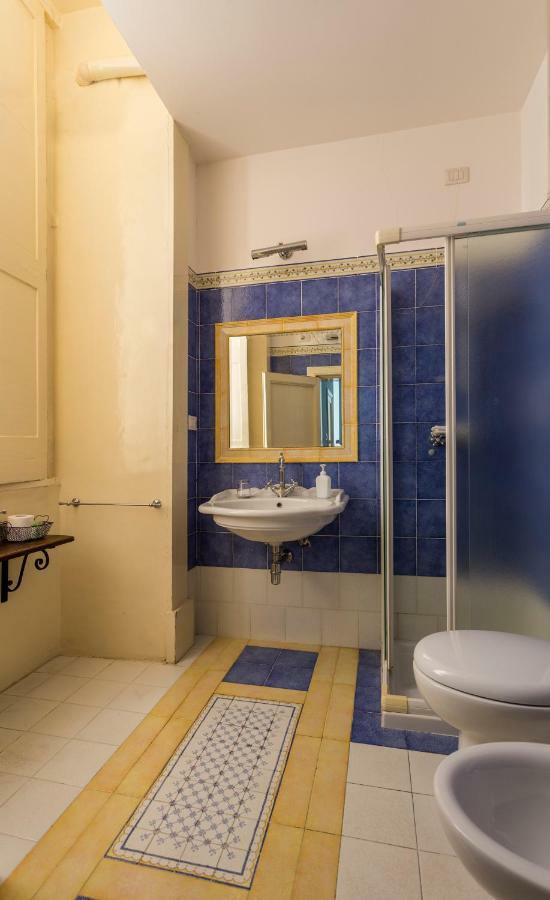 Palazzo Leuzzi B&B Galatone Extérieur photo