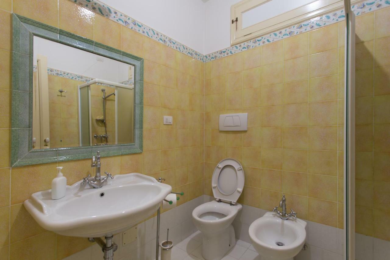 Palazzo Leuzzi B&B Galatone Extérieur photo