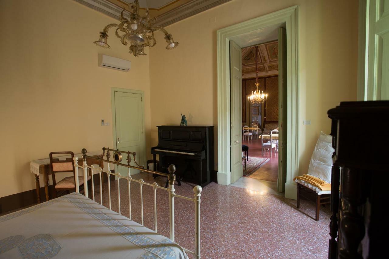 Palazzo Leuzzi B&B Galatone Extérieur photo