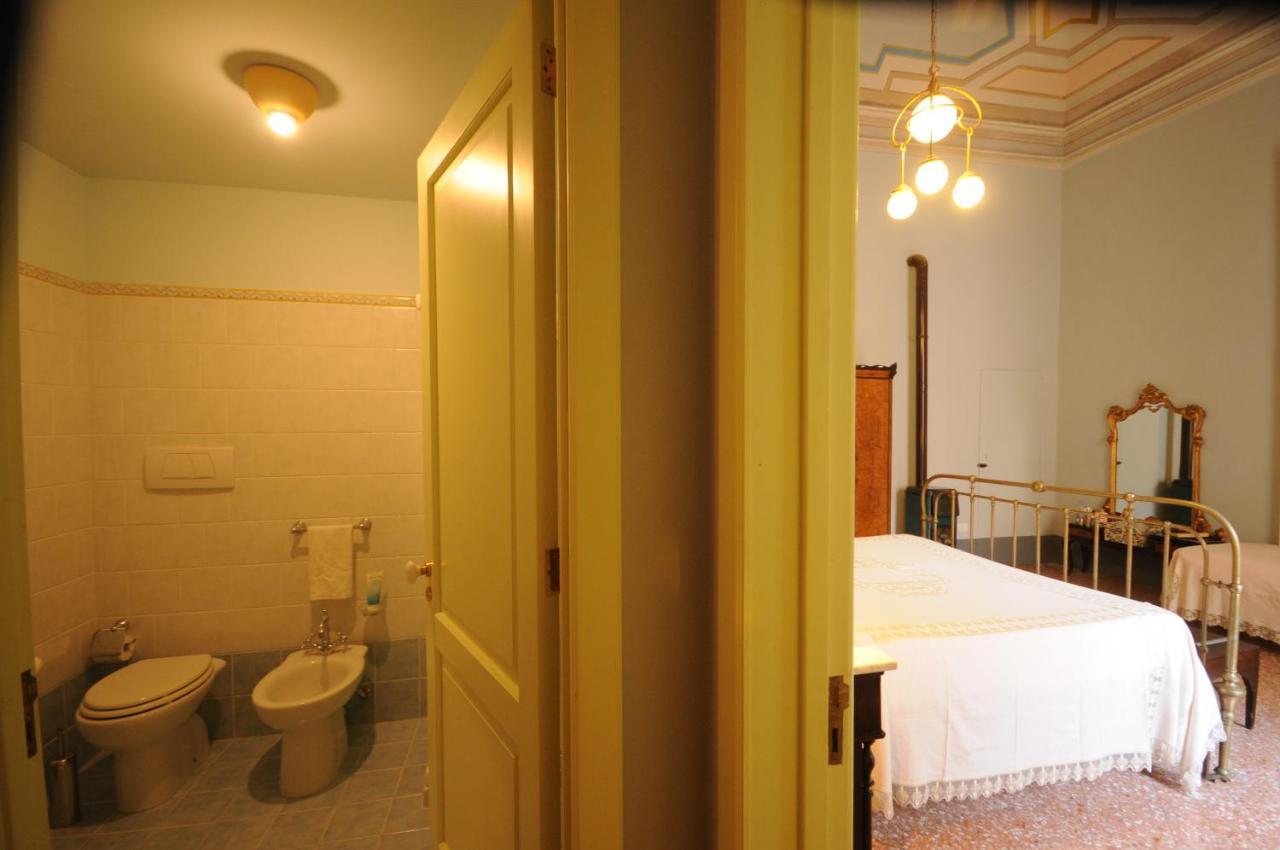 Palazzo Leuzzi B&B Galatone Chambre photo